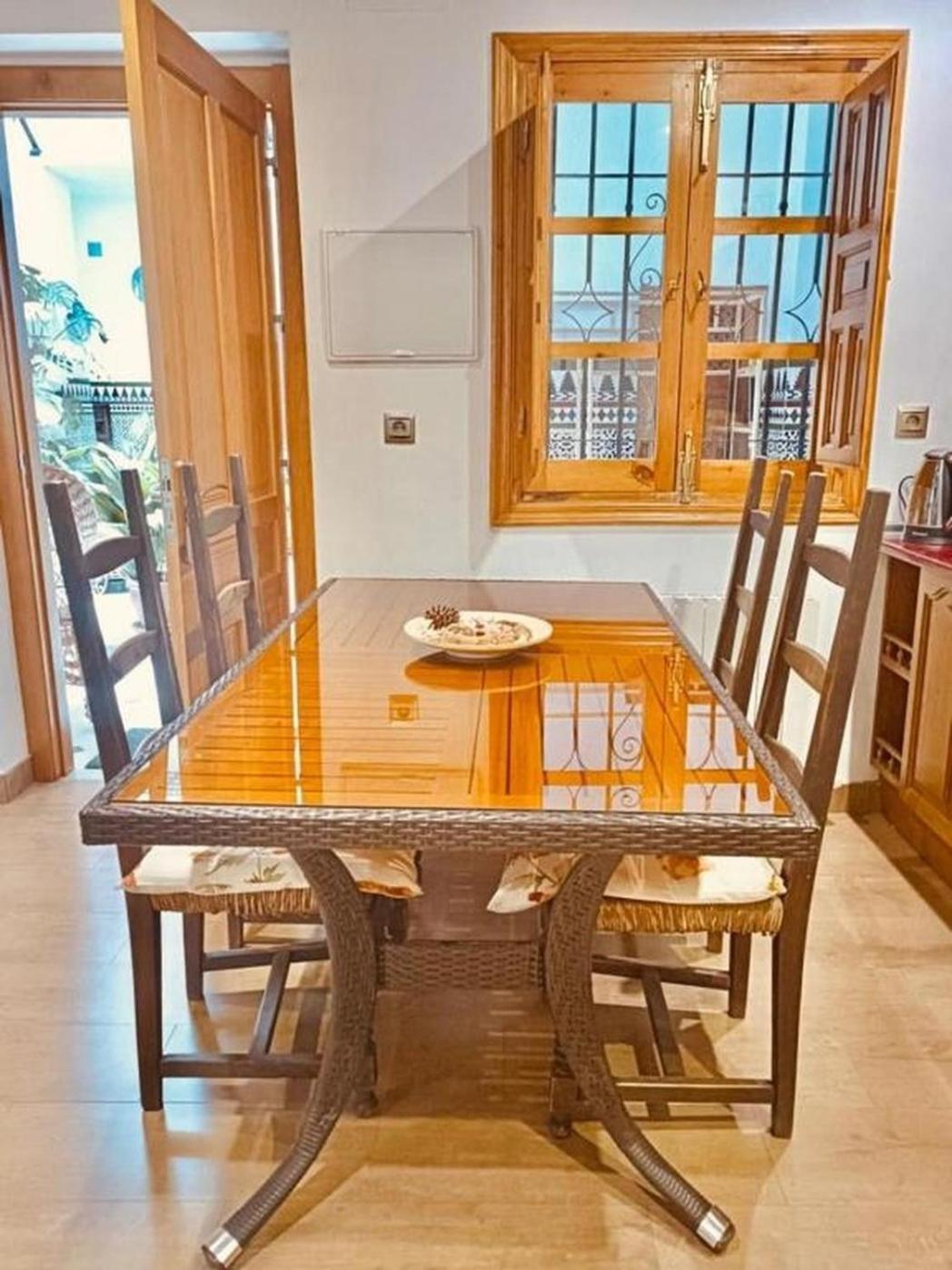 Casa Siglo XVIII Con Patio En Centro De Granada Con Parking Opcional Leilighet Eksteriør bilde